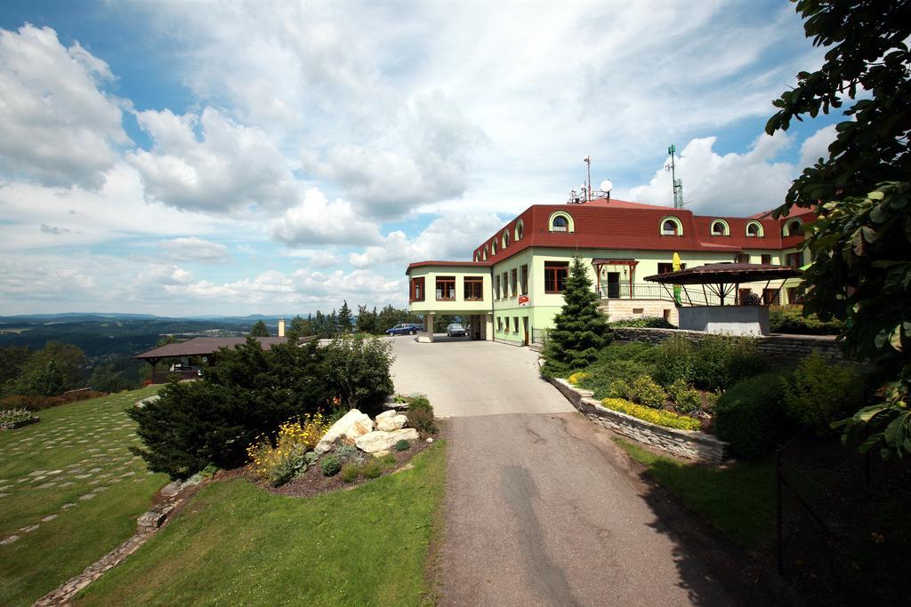 Wellness Hotel Vyhlidka Náchod Eksteriør billede